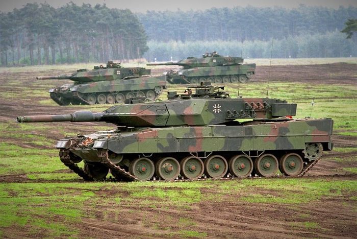 Ý đồ của Ukraine khi điều hàng loạt xe tăng phương Tây ra chiến trường