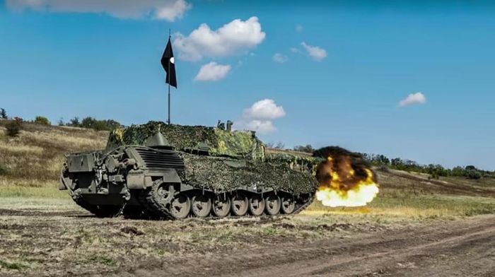 Nguyên nhân bất ngờ khiến Ukraine từ chối nhận 10 xe tăng Leopard của Đức