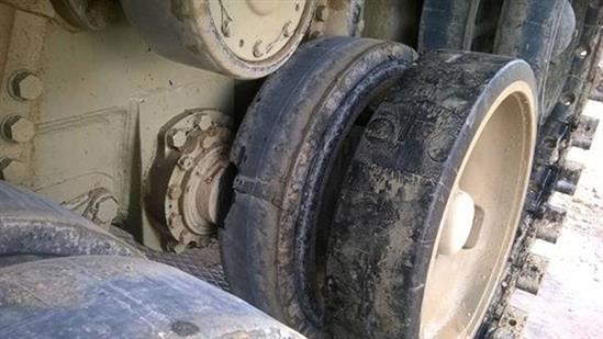 Xe tăng Trung Quốc văng bánh khi thi đấu ở Nga