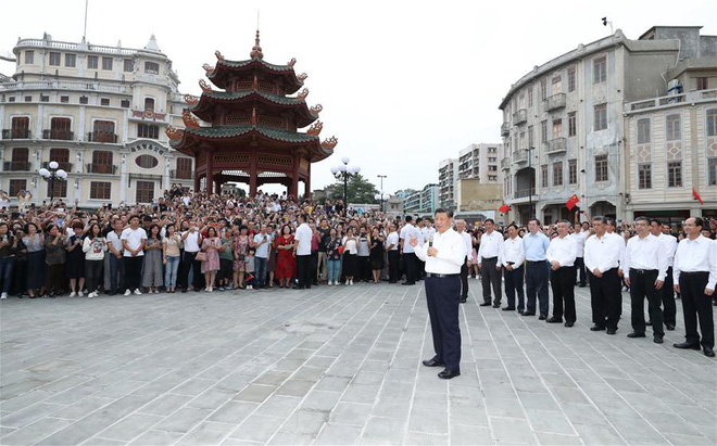 Ông Tập thị sát căn cứ, ra lệnh thủy quân lục chiến sẵn sàng chiến đấu: Thông điệp về Đài Loan và biển Đông