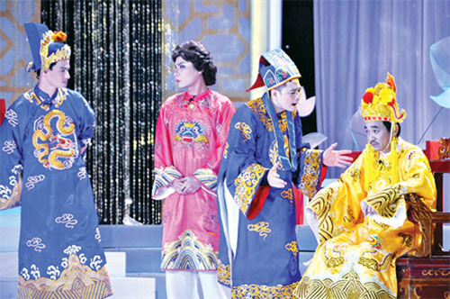 Tổng đạo diễn trả lời về Táo quân 2015