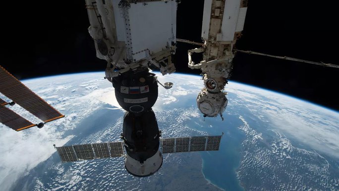 Ngày mai, Nga phóng tàu đặc biệt giải cứu 3 phi hành gia NASA-Roscosmos