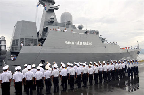 Nga giao 2 tàu hộ tống tên lửa cho Việt Nam cuối năm 2016