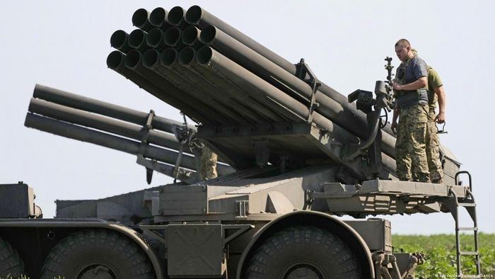 Đại sứ Ukraine: Phương Tây cung cấp cho Kiev vũ khí ''hết hạn''