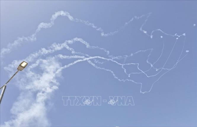 Kho tên lửa Hezbollah có thể làm ''tê liệt'' nền kính tế Israel như thế nào?