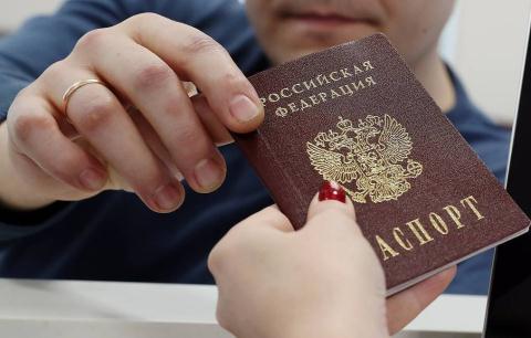 Nga lập kỉ lục tiếp nhận người Ukraine