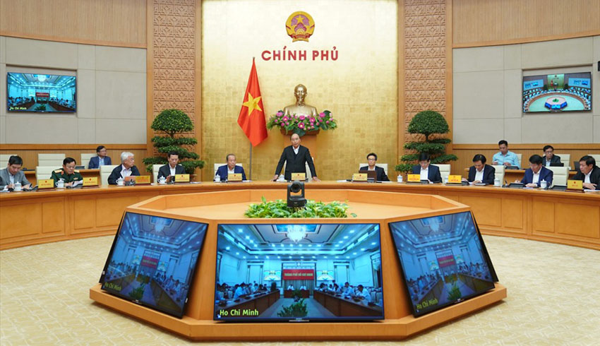 Tạm dừng các chuyến bay thương mại quốc tế, mọi chuyến bay về nước đều phải cách ly