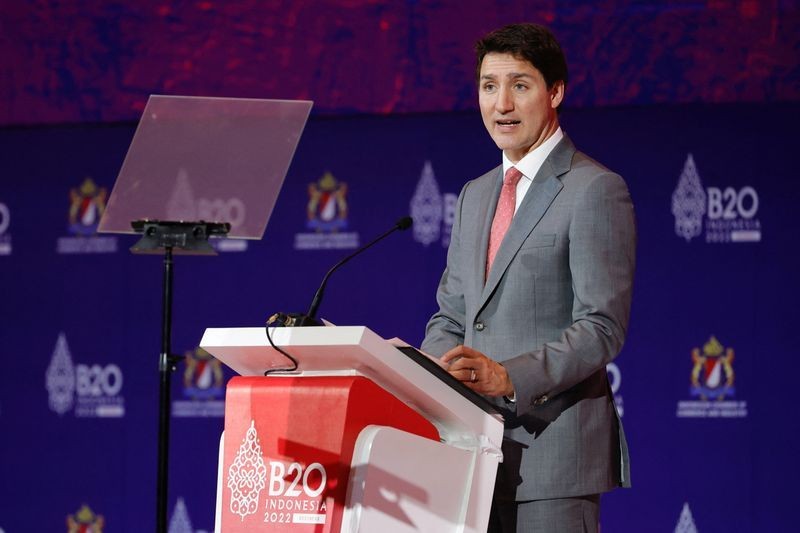 Nga-Ukraine: Canada và Nga tiếp tục ''ăn miếng trả miếng''