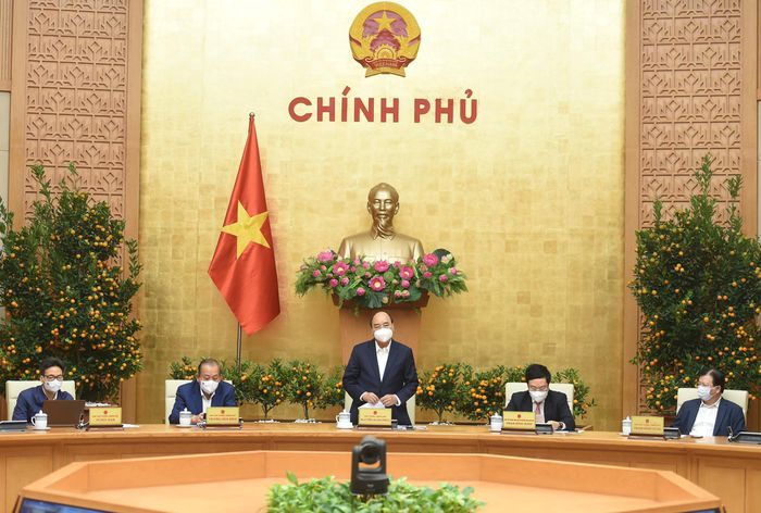 Thủ tướng chủ trì họp Thường trực Chính phủ về COVID-19