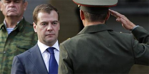 Thủ tướng Nga thề đóng 'chiếc đinh sắt' gắn chặt Crimea với đất mẹ