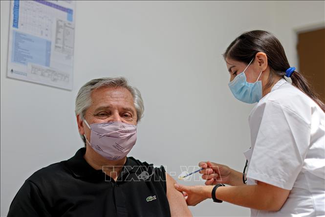 Argentina đề nghị Nga đảm bảo nguồn cung vaccine ngừa COVID-19