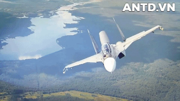 [ẢNH] Lộ diện quốc gia tiếp theo được nhận tiêm kích Su-30SM nội địa của Nga