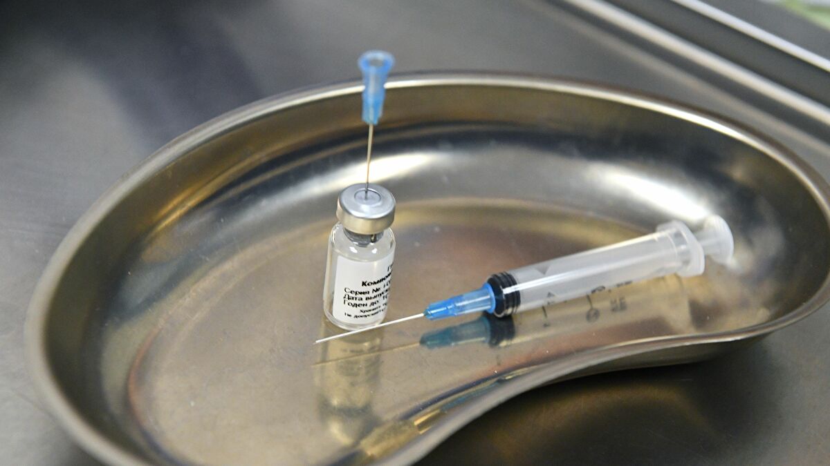 Tùy viên quân sự của 34 nước ở Nga tiêm vắc xin Sputnik V
