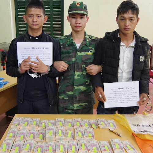 Phá đường dây vận chuyển 500 triệu đồng tiền giả về Việt Nam