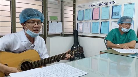Tiếng hát từ tâm dịch lay động lòng người