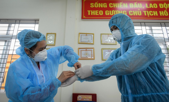Hà Nội ghi nhận ca nghi mắc Covid-19 trong sáng mùng 1