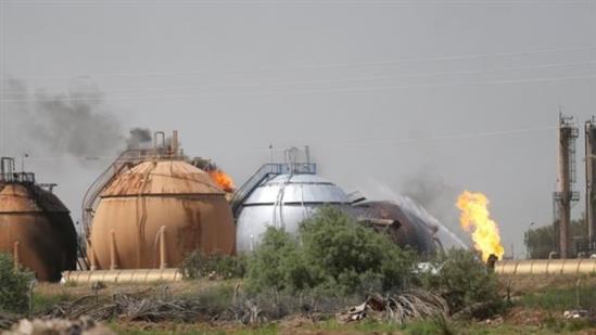 IS đánh bom nổ tung nhà máy khí đốt ở Iraq làm ít nhất 14 người chết