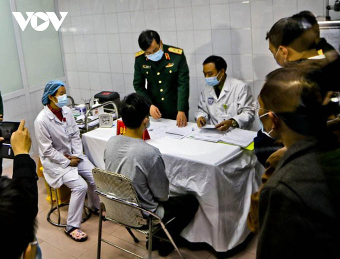 Đang thoả thuận để đưa 30 triệu liều vaccine COVID-19 về Việt Nam
