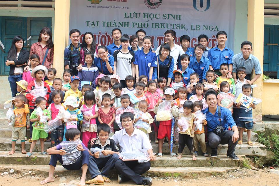 Quà nước Nga về vùng cao xứ Quảng