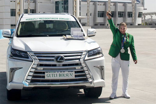 Đô cử giành HC bạc Olympic Tokyo được tặng nhà, xe và 50.000 USD