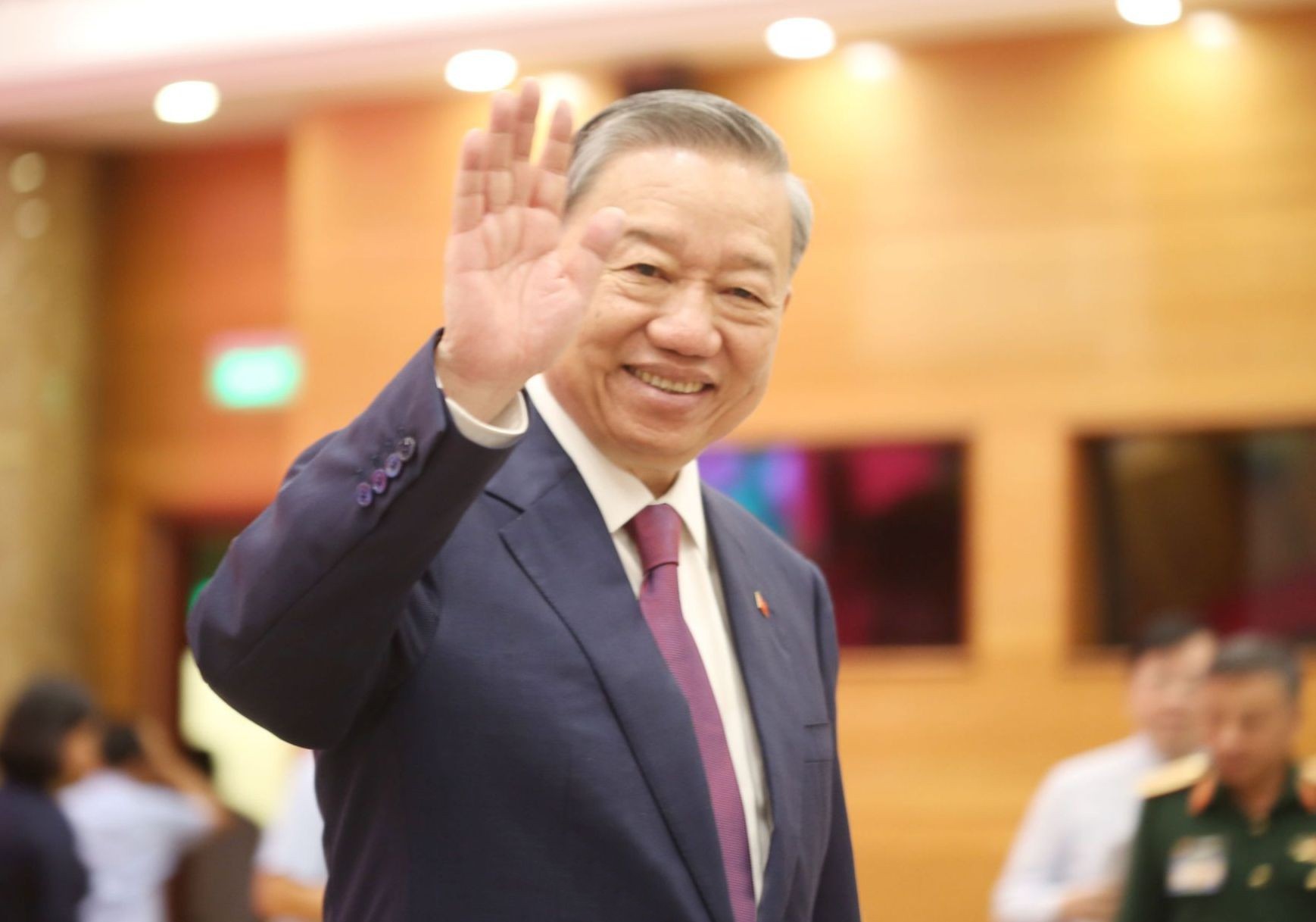 Tổng Bí thư, Chủ tịch nước Tô Lâm và Phu nhân bắt đầu chuyến thăm cấp Nhà nước tới Cộng hòa nhân dân Trung Hoa