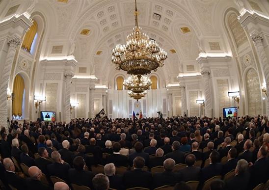 Thông điệp Liên bang của Putin: Nước Nga khó khăn nhưng không nguy cấp