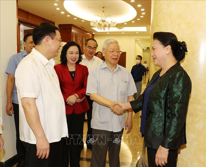 Tổng Bí thư, Chủ tịch nước chủ trì buổi làm việc với Ban Thường vụ Thành ủy Hà Nội