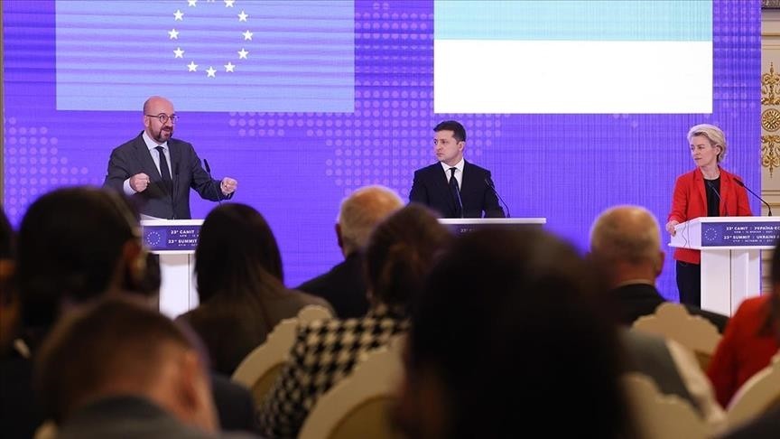 Tổng thống Ukraine biết ơn EU vì làm điều này với Nga, đổ trách nhiệm cho Moscow về xung đột Donbass