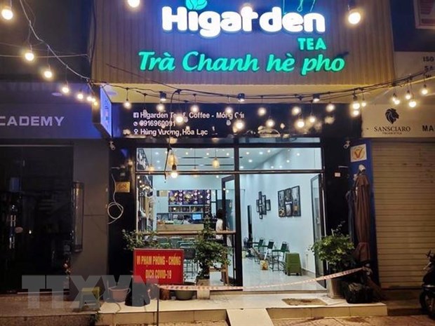 Tụ tập uống trà chanh hè phố, nhóm thanh niên bị phạt 30 triệu đồng