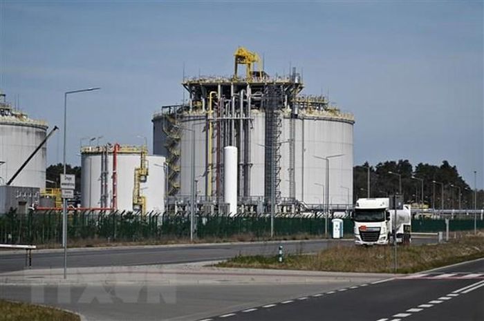 Liên minh cầm quyền Ba Lan bất đồng về việc nhượng bộ EU