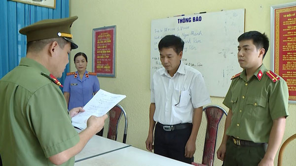Gian lận thi cử ở Sơn La: Giá nâng điểm mỗi trường hợp trung bình 1 tỉ đồng!