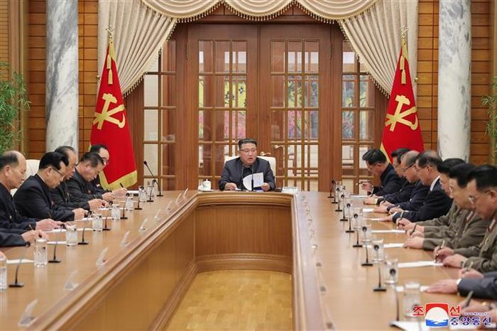 Triều Tiên bác bỏ tin cung cấp đạn dược cho Nga, lên án Mỹ cung cấp vũ khí cho Ukraine