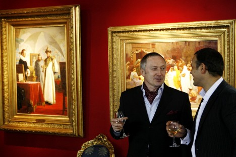 Triệu phú Nga rót tiền vào đâu trong cơn khủng hoảng?