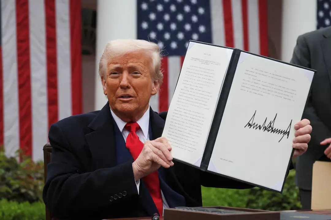 Lãnh đạo các nước chỉ trích thuế quan mới của ông Trump