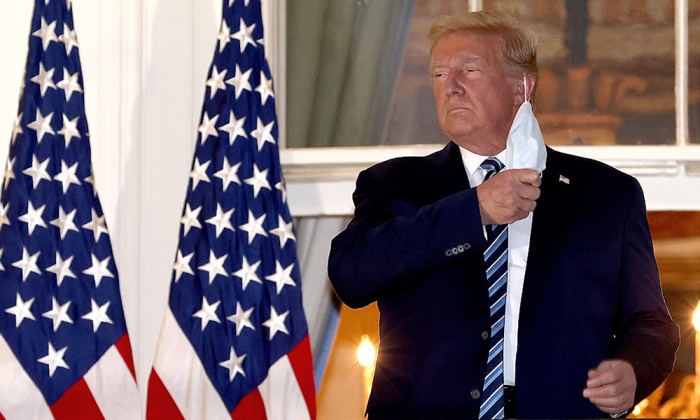Ông Trump có đủ sức vượt qua ''bất ngờ tháng 10''?