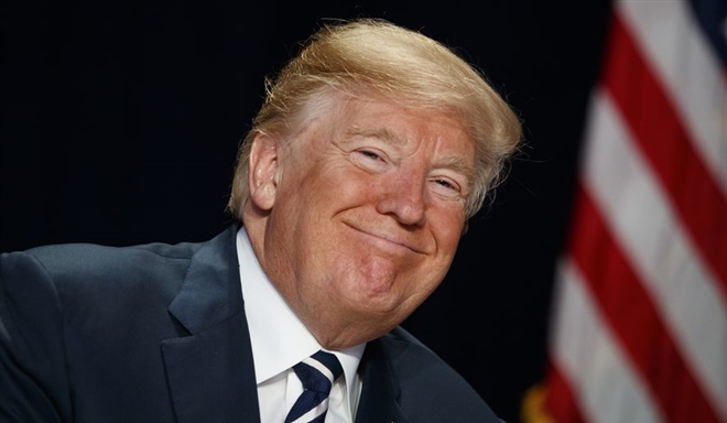 Cựu Tổng thống Trump: 'Không có tôi thì vài năm nữa mới có vaccine'