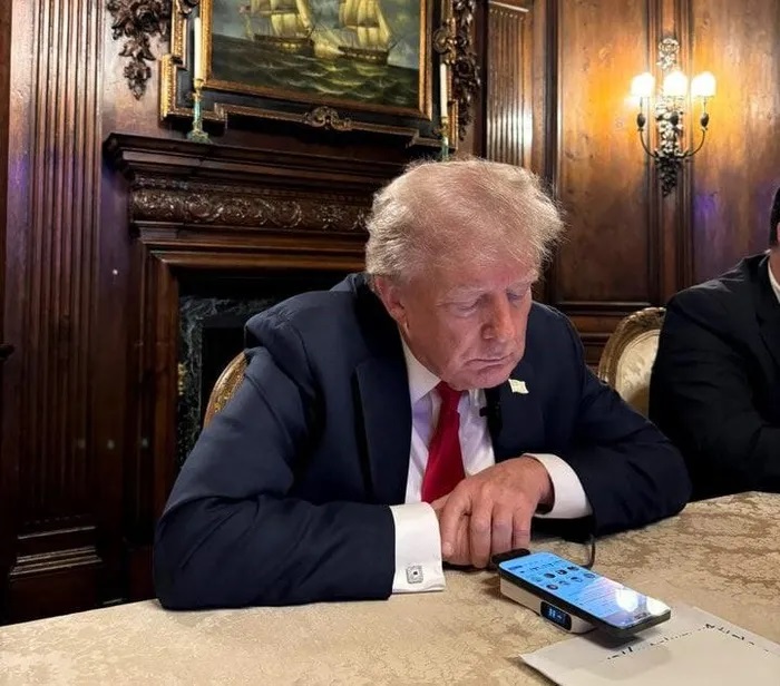 Tỉ lệ ủng hộ Trump - Harris chênh lệch lớn theo thăm dò của tỷ phú Elon Musk