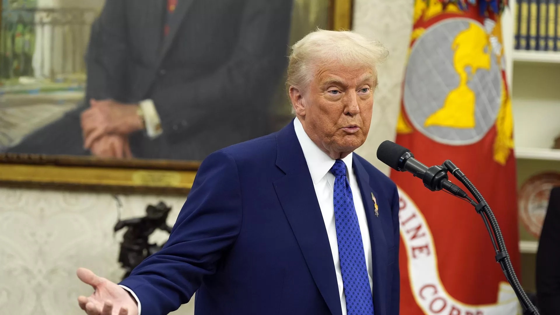 Tổng thống Trump nói Trung Quốc không đúng luật khi đáp trả thuế quan của Mỹ