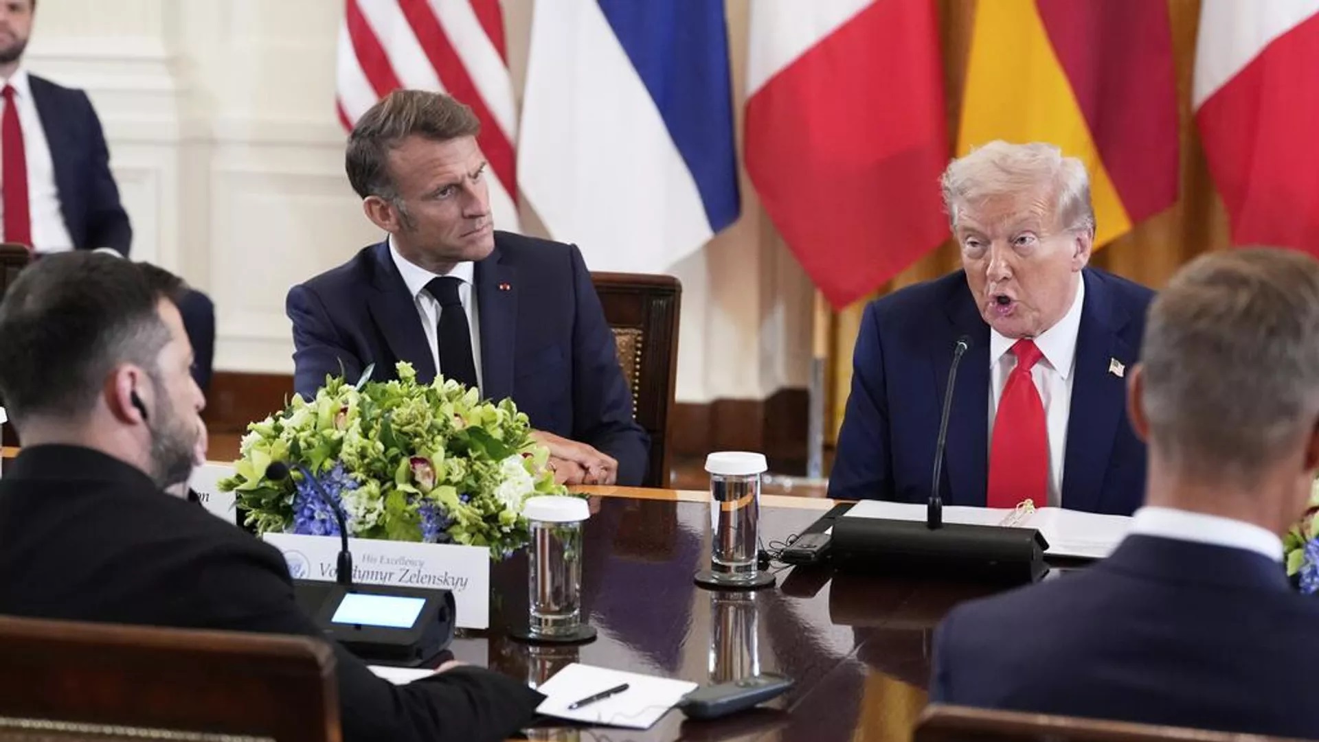 Ông Trump tuyên bố một số lãnh đạo châu Âu sẽ tới Mỹ để bàn về thỏa thuận tại Ukraina