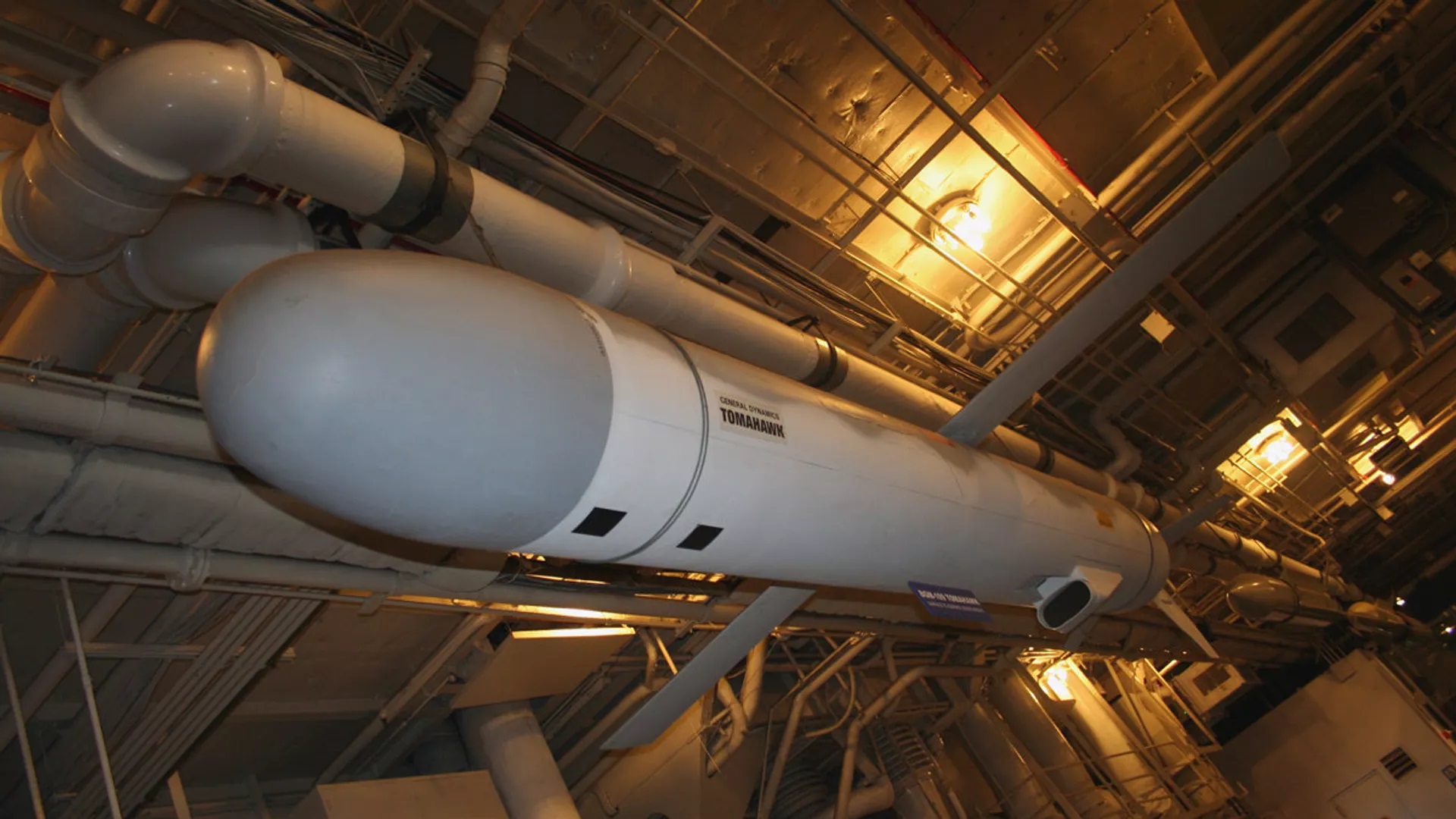 Tổng thống Trump thay đổi lập trường sau tuyên bố về tên lửa Tomahawk