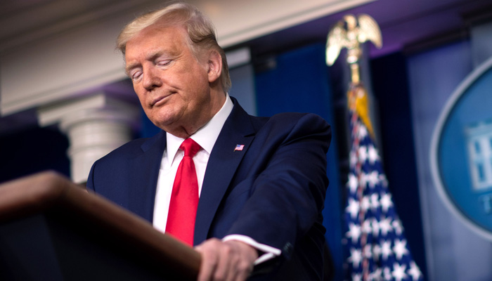 Hai ngân hàng ''thân thiết'' ngừng giao dịch với ông Trump sau bạo loạn ở Mỹ