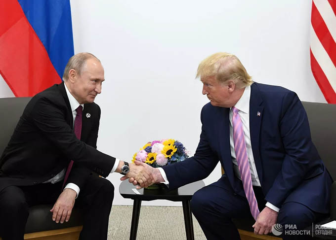 Tại sao ông Trump lại vội vàng với thỏa thuận vũ khí hạt nhân?
