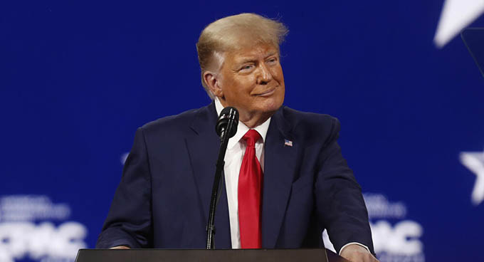 Ông Trump dự đoán Mỹ sẽ bị phụ thuộc vào dầu mỏ của Nga