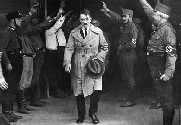 Trùm phát xít Hitler xây khu nghỉ dưỡng lớn nhất TG ở đâu?