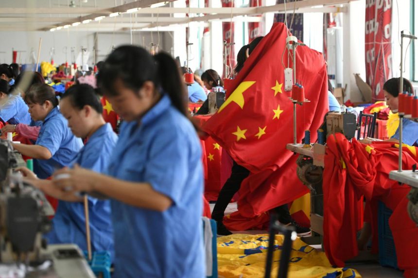 Trung Quốc tăng cường cắt điện luân phiên để giảm khí phát thải