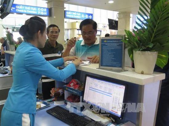 Cục Hàng không chưa có đề xuất nào về việc áp giá sàn vé máy bay