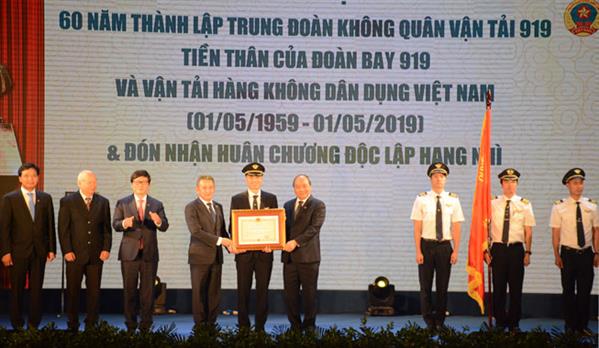 Sớm đưa Vietnam Airlines thành hãng hàng không 5 sao đầu tiên của Việt Nam