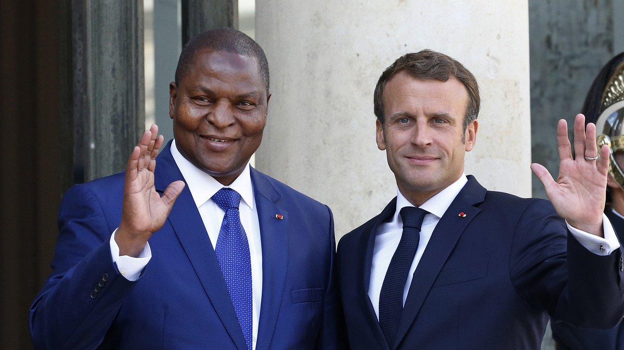 Tổng thống quốc gia châu Phi tuyên bố thẳng thừng với ông Macron về quan hệ với Nga