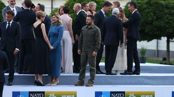 Ông Zelensky phản ứng với lời ''nhắc nhở về thái độ'' của Bộ trưởng Quốc phòng Anh