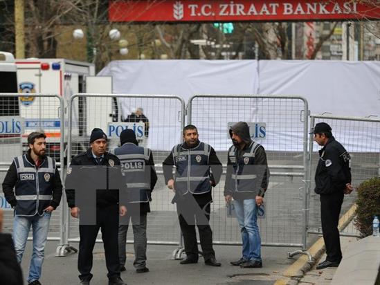 Thổ Nhĩ Kỳ vô hiệu hóa thiết bị gây nổ gần một cơ quan chính phủ